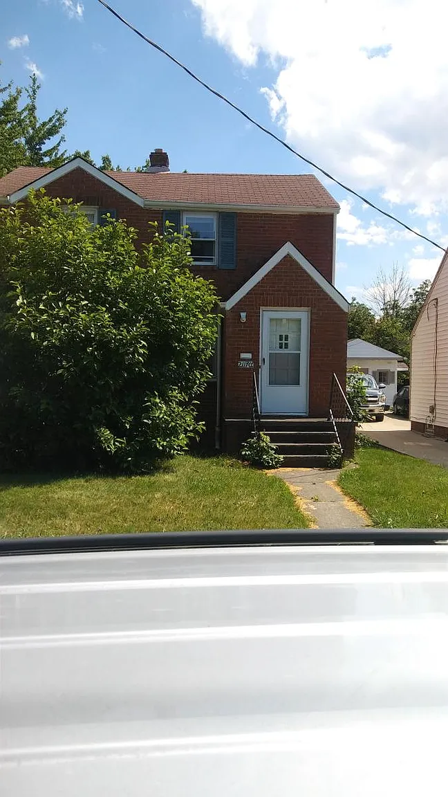21170 Goller Ave photo 1