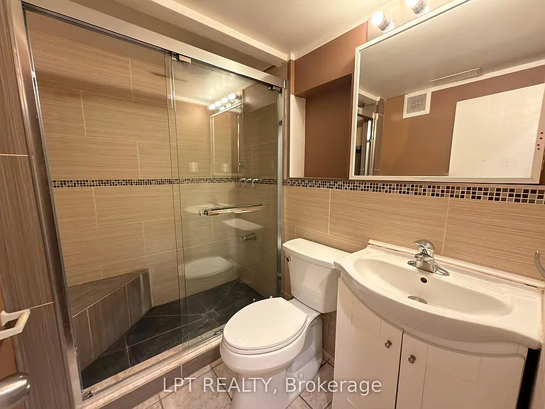 20 Gregory St — Photo 22