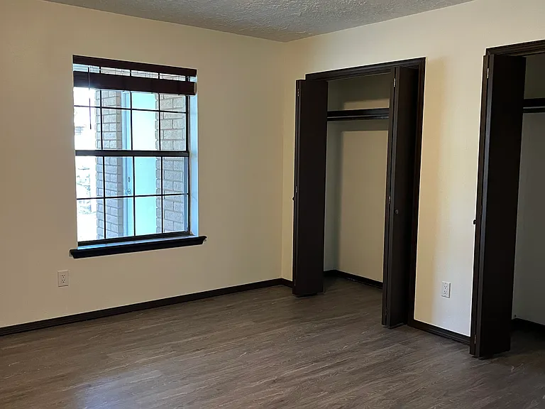 2906 Los Amigos Ct — Photo 12