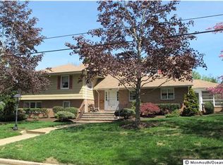 29 Edgemere Dr, Matawan, NJ 07747