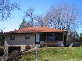 1657 Ruth St, Saint Paul, MN 55119