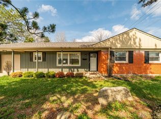 1211 Claybourne Rd, Dayton, OH 45429