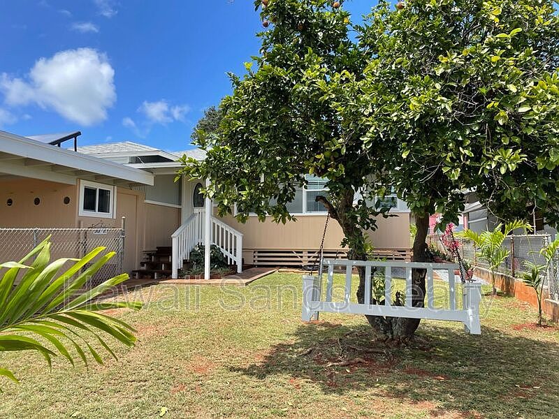 2nd image of 1351 Noelani St