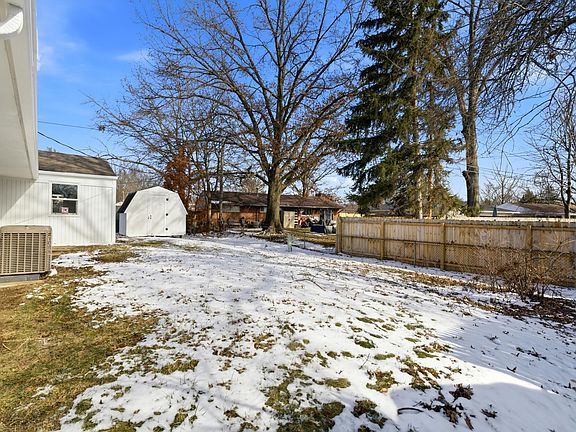 4th image of 3629 Stockholm Rd