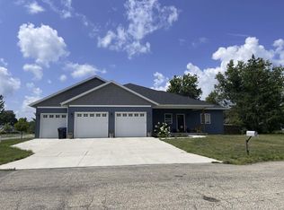 1607 W 5th Ave, Brodhead, WI 53520