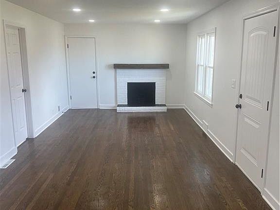 3rd image of 7923 James A Reed Rd