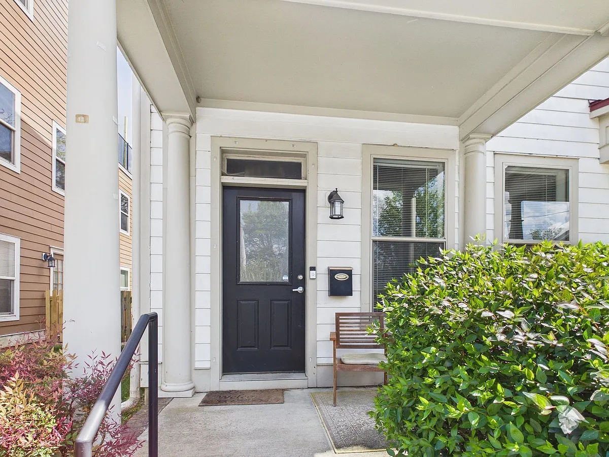 Building Photo - 1112 Porter St #A