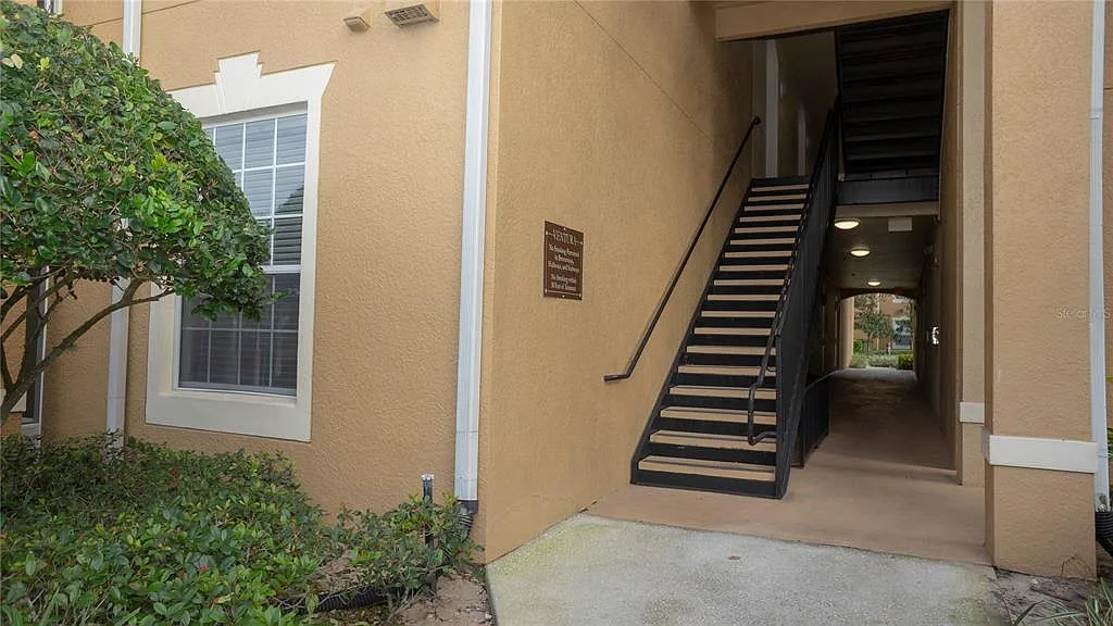 Building Photo - 6466 Cava Alta Dr #101