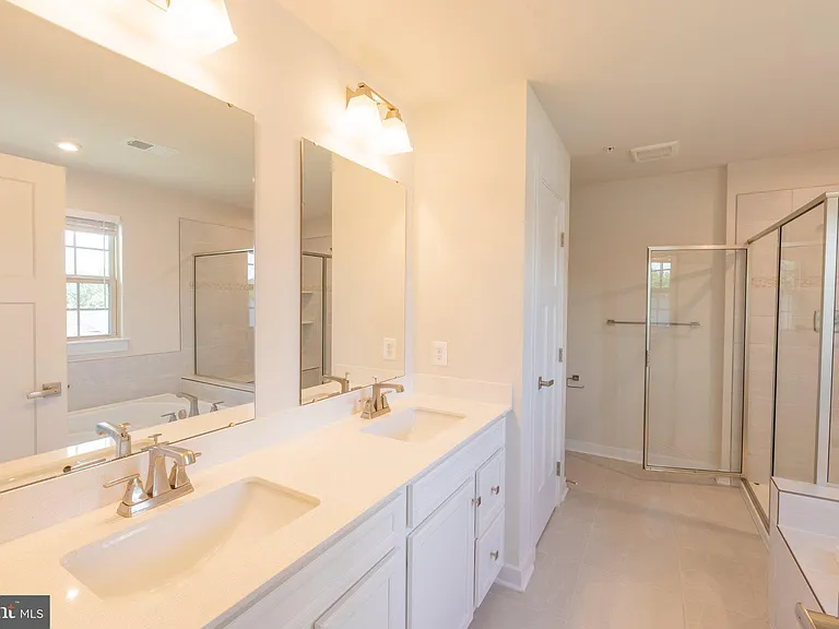 10083 Dressage Dr — Photo 15
