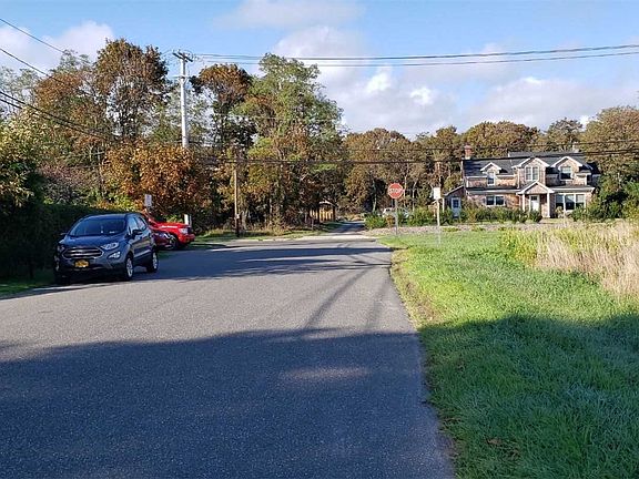 2nd image of 12 Union Ave