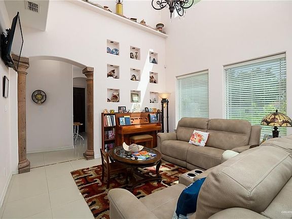 5th image of 2020 S 43rd St