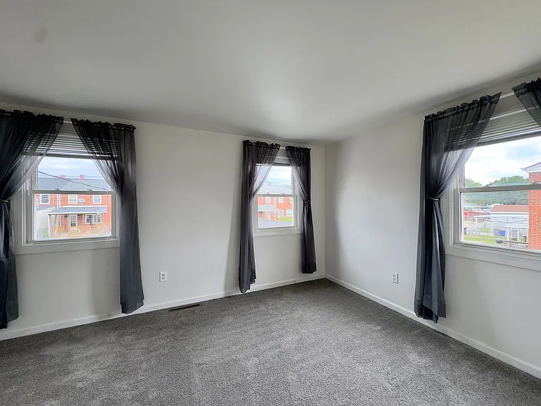 8166 Del Haven Rd — Photo 10