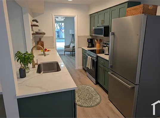 1203 Weeping Willow St — Photo 11