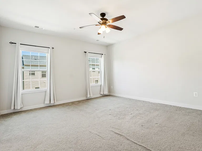 8015 Spring Arbor Dr — Photo 16