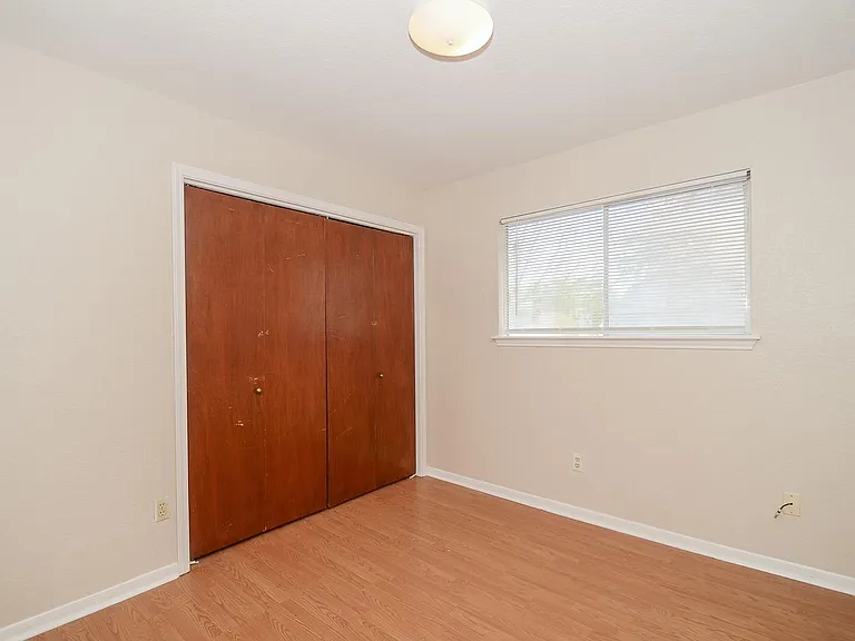 1722 Foxlake Dr — Photo 24