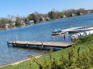 2579 Warner Dr, West Bloomfield, MI