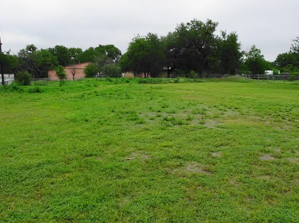 2317 Balboa Ct, Granbury, TX 76048
