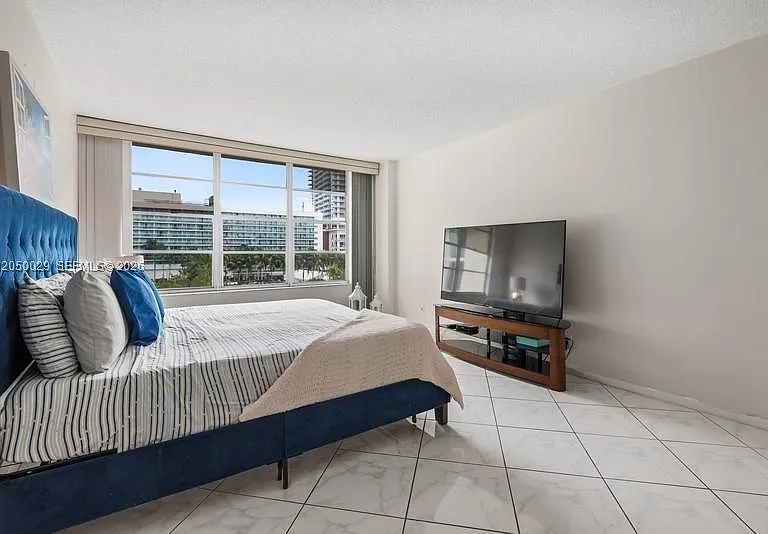 3800 S Ocean Dr #410 — Photo 16