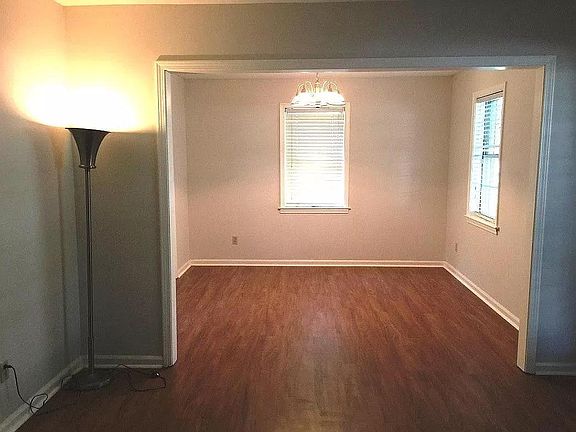 4th image of 1245 Heathcliff Dr