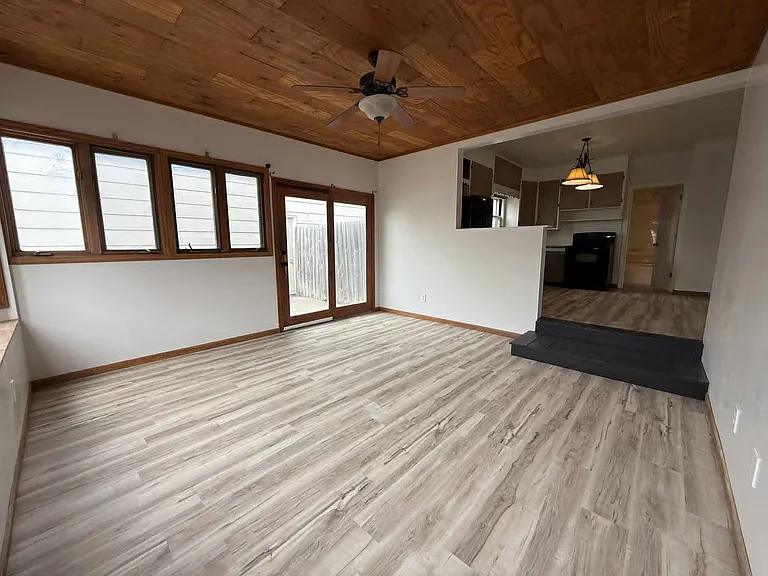 2202 D Ave — Photo 17