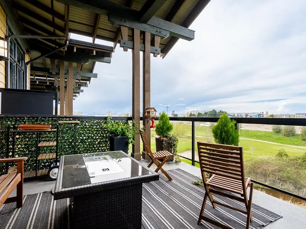 4977 Springs Blvd #408, Delta, BC V4M 2H4
