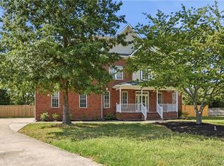 804 Wakedale Arch, Chesapeake, VA 23322