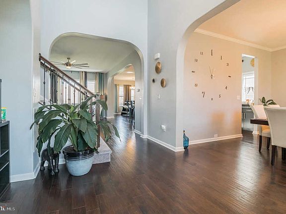 4th image of 45 Coachman Cir