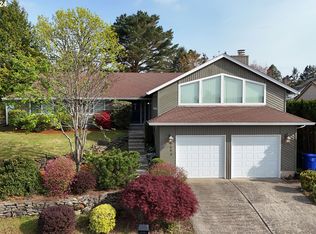 599 NE 24th St, Gresham, OR 97030