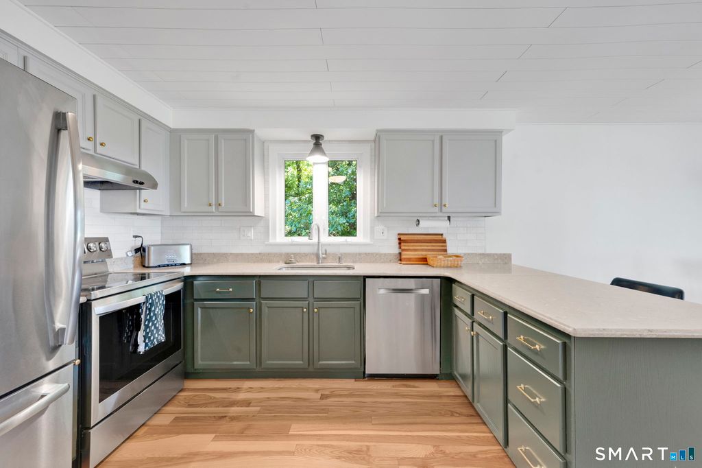 Apartment in East Granby, Granbrook Park - View 4