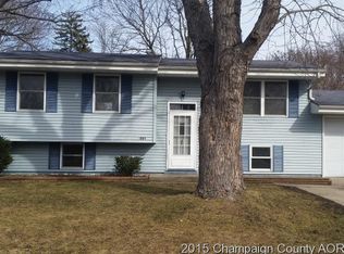 1004 Stratford Dr, Champaign, IL