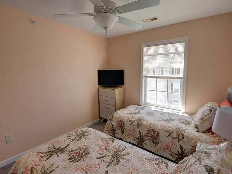 35389 Winthrop Ct — Photo 32