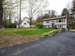 81 Underwood Rd, Woodstock, CT 06281