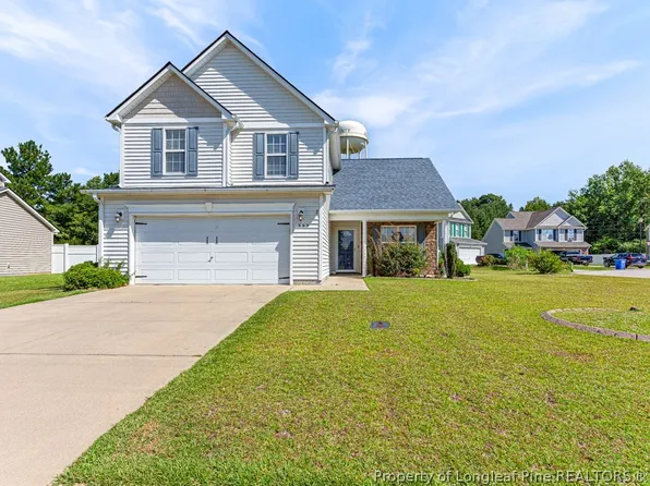 399 Fairfield Cir, Raeford, NC 28376