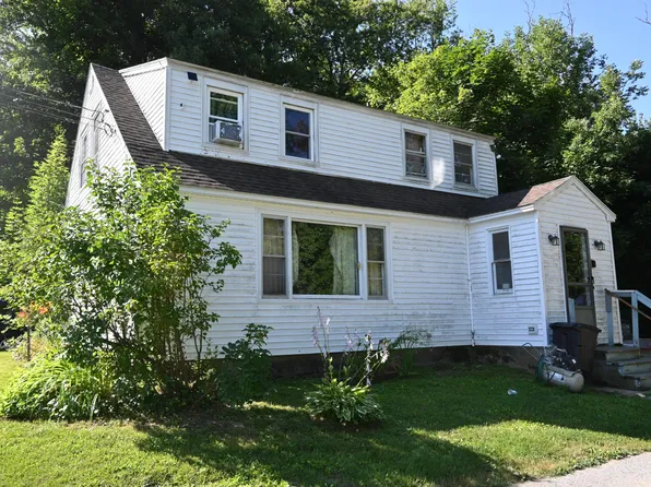 135 Upland Road, Lisbon, ME 04252