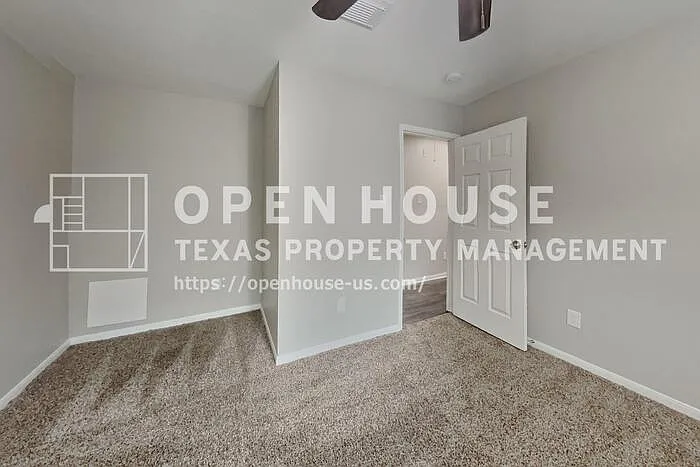 2815 Fox Mountain Dr — Photo 13
