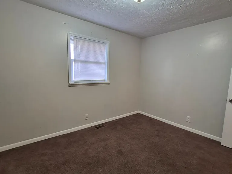 2031 Costello Dr — Photo 2