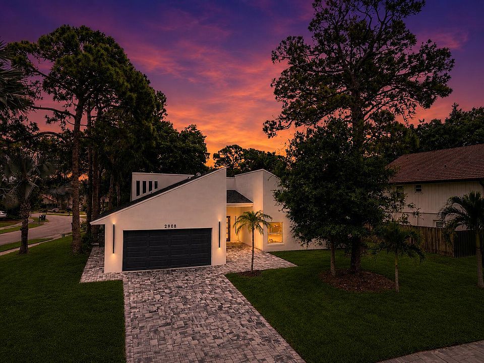 1st image of 2908 NW 24th Way