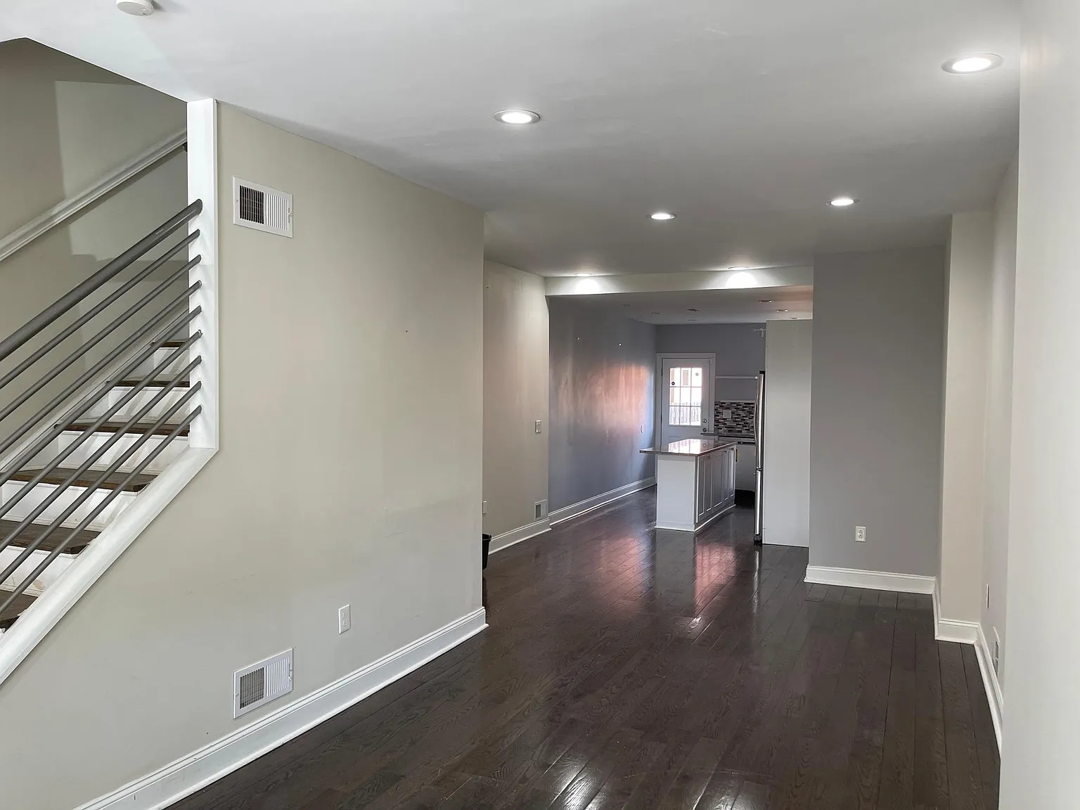3 bed, 1488 sqft, $2,500 — Photo 4