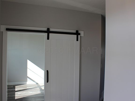 4th image of 2619 1st St E