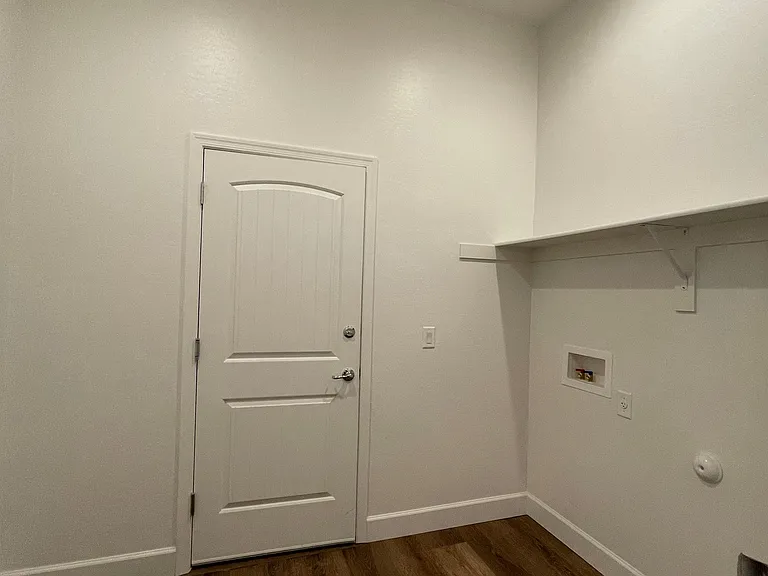 7906 E Carbon Ct — Photo 9
