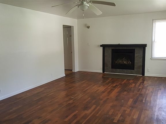 2nd image of 3801 N Lanewood Dr