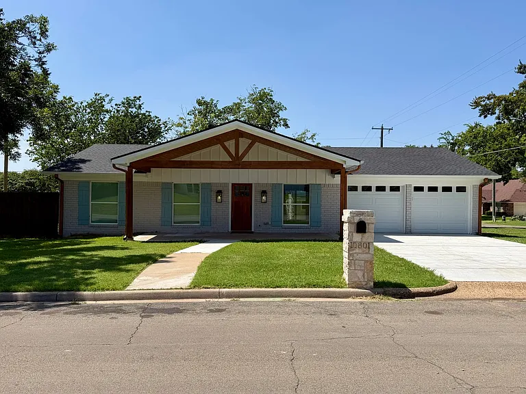 10801 Rick Dr — Photo 5
