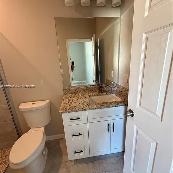 832 Holmes Ave #832 — Photo 13