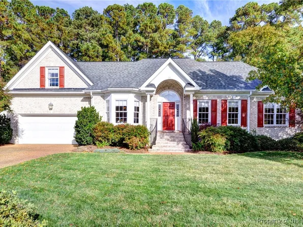 14 Wornom Farm Rd, Poquoson, VA 23662