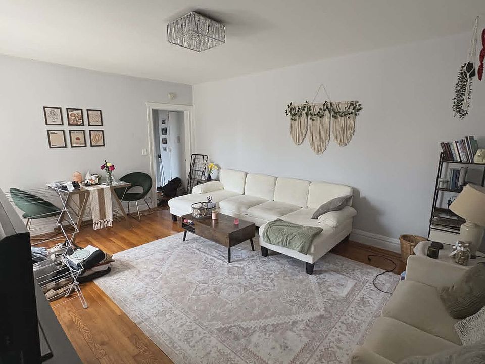 1st image of 3095 30th St APT 2C