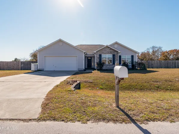 100 Harmony Way, Richlands, NC 28574