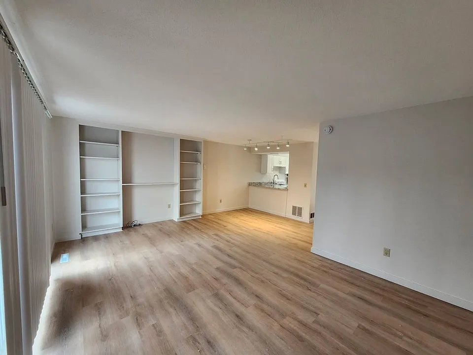 10 Winston Ct