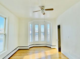 143 Oak St #2, Lewiston, ME 04240