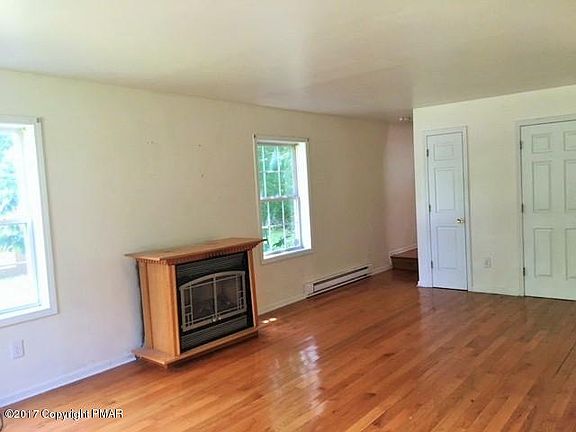 5th image of 2923 Melody Ln
