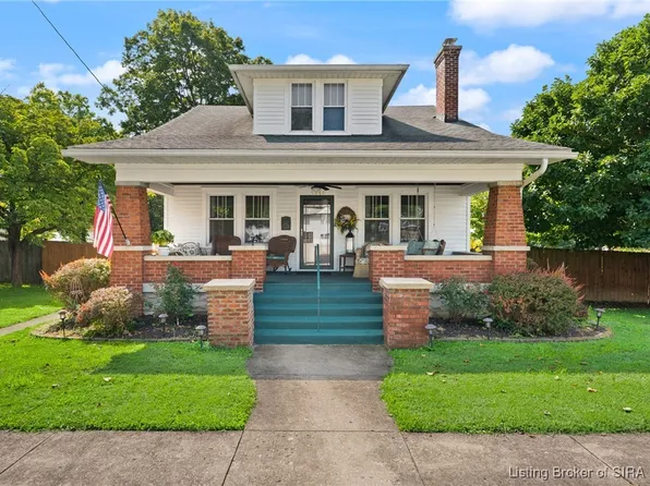 1040 Water Street, Charlestown, IN 47111